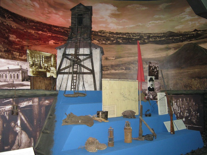 ����� ������� ������� �������� �� 9 ��������� (����)