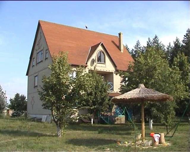 Луганск – зеленые дубравы и хвойные рощи
