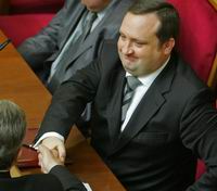 Александр Янукович и Сергей Арбузов чувствуют боль государства – СМИ о Донбассе Александр Янукович и Сергей Арбузов чувствуют боль государства – СМИ о Донбассе