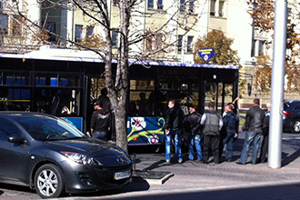 В центре Донецка остановились троллейбусы. Причина неизвестна? В центре Донецка остановились троллейбусы. Причина неизвестна?
