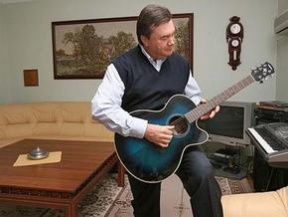 На стройках в Межигорье и Сухолучье строители воруют у Януковича. СМИ о «донецких» и Донбассе На стройках в Межигорье и Сухолучье строители воруют у Януковича. СМИ о «донецких» и Донбассе
