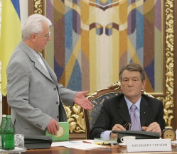 Л. Кравчук: Поведение Ющенко рассчитано на малоразвитых внуков Дзержинского Л. Кравчук: Поведение Ющенко рассчитано на малоразвитых внуков Дзержинского