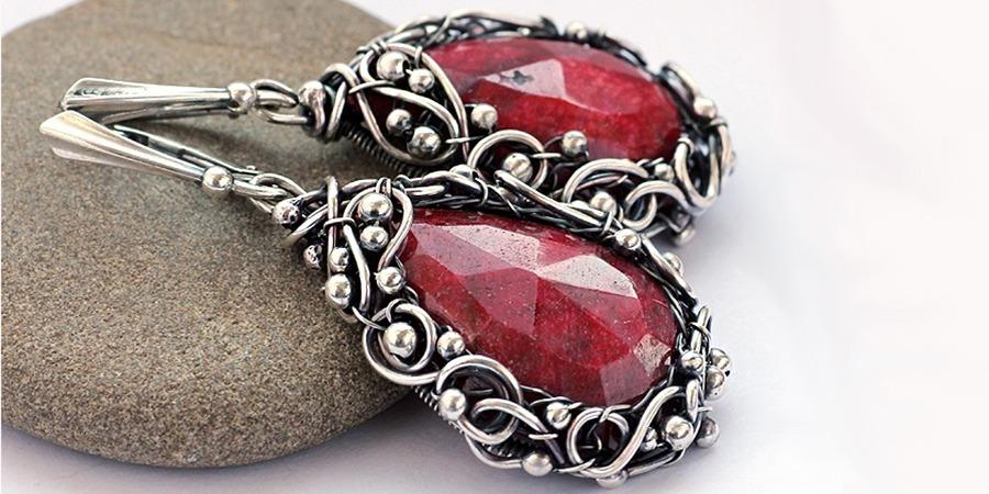 Серебряные серьги с натуральными камнями