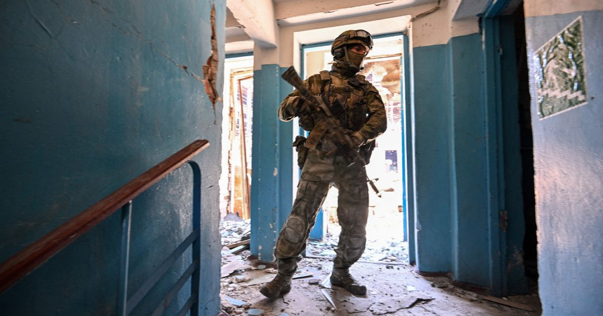 Бездомным жителям оккупированного Донбасса объяснили, что им не светят даже "отжатые" у соседей квартиры. Обзор СМИ оккупированного Донбасса
