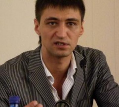 Янукович показал зубы. СМИ о Донбассе и "донецких" Янукович показал зубы. СМИ о Донбассе и "донецких"