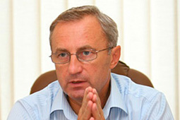 Секретарь Донецкого горсовета: «К жертвам привела система, ориентированная на одного человека» Секретарь Донецкого горсовета: «К жертвам привела система, ориентированная на одного человека»