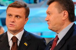 "Для того, чтобы не лететь в Донецк, даже один раз имитировал на себя покушение". СМИ о "донецких" и Донбассе "Для того, чтобы не лететь в Донецк, даже один раз имитировал на себя покушение". СМИ о "донецких" и Донбассе