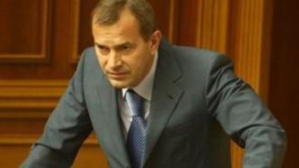 Красный крест помог Януковичу справиться с «оранжевыми». СМИ о Донбассе и «донецких» Красный крест помог Януковичу справиться с «оранжевыми». СМИ о Донбассе и «донецких»