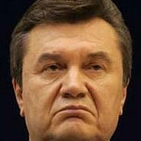 Больше не НАТО! Янукович с "одноразовыми" нормами Больше не НАТО! Янукович с "одноразовыми" нормами