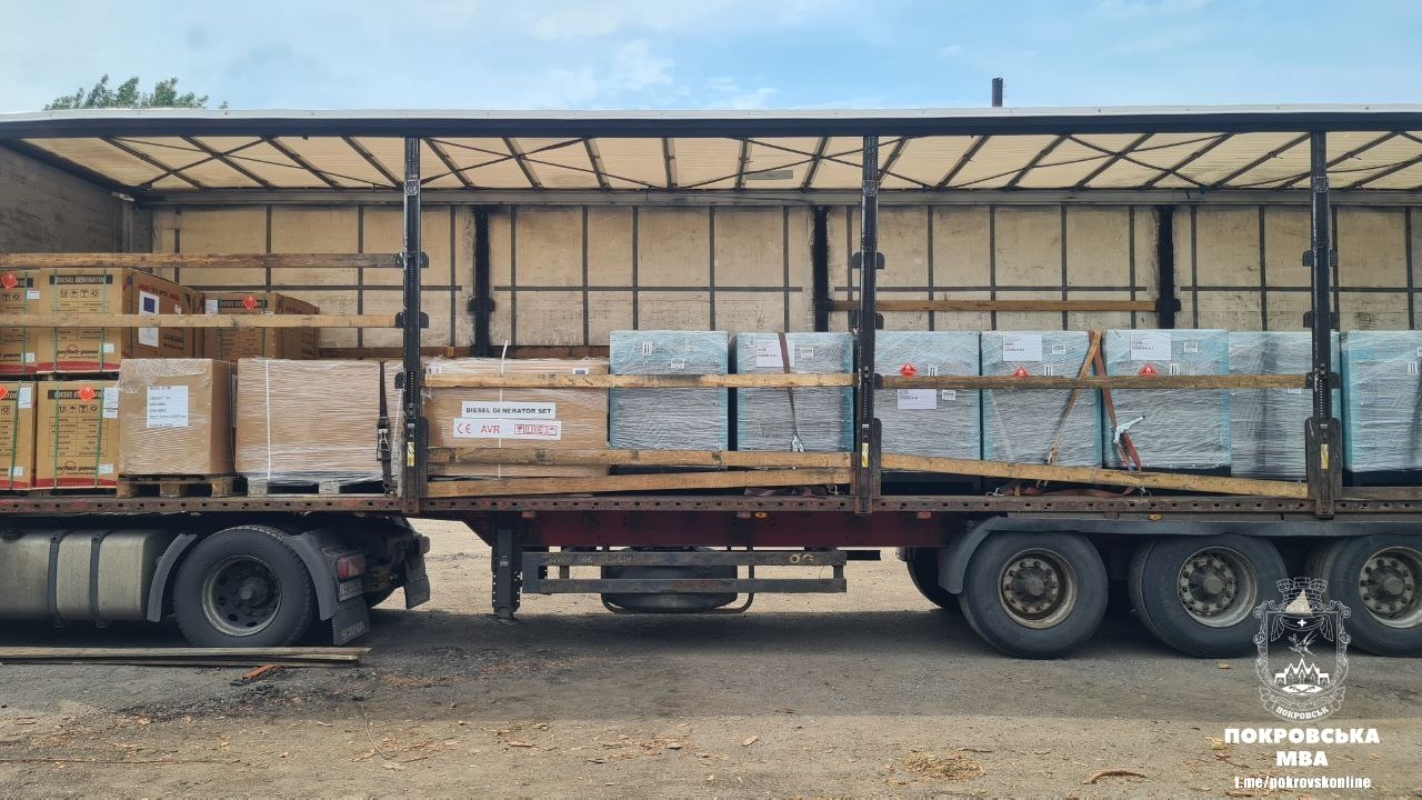 Ще 24 генератори для соціально значущих об'єктів отримала прифронтова Покровська громада, фото-1