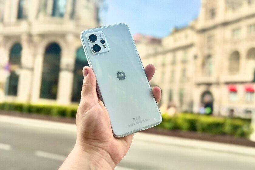 ТОП 6 смартфонів Motorola: чи варто купувати смартфони Моторола у 2024 році?
