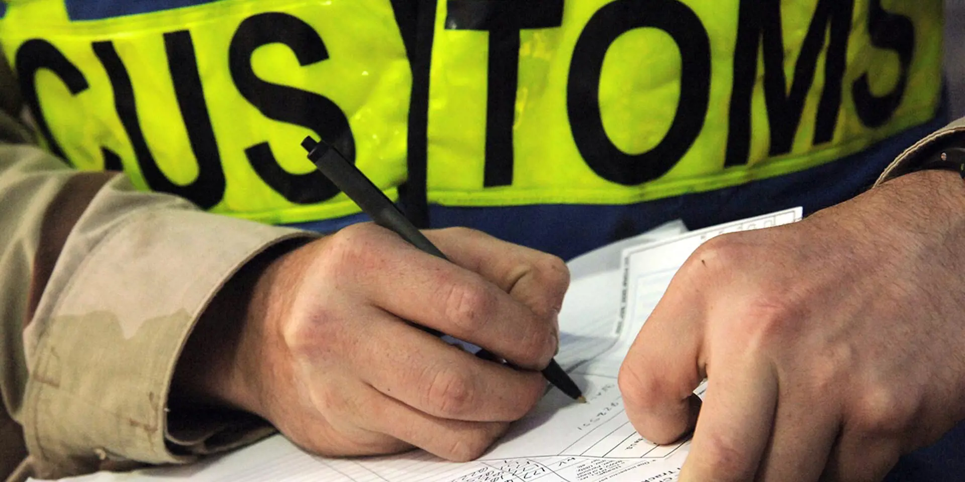 Розмитнення посилок з Бразилії