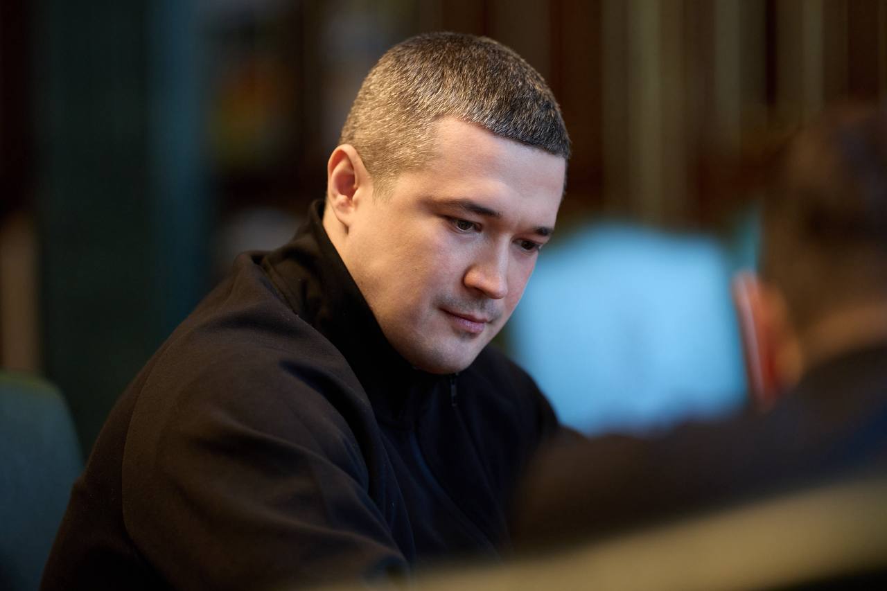 Міністр оборони обговорив з військовими 