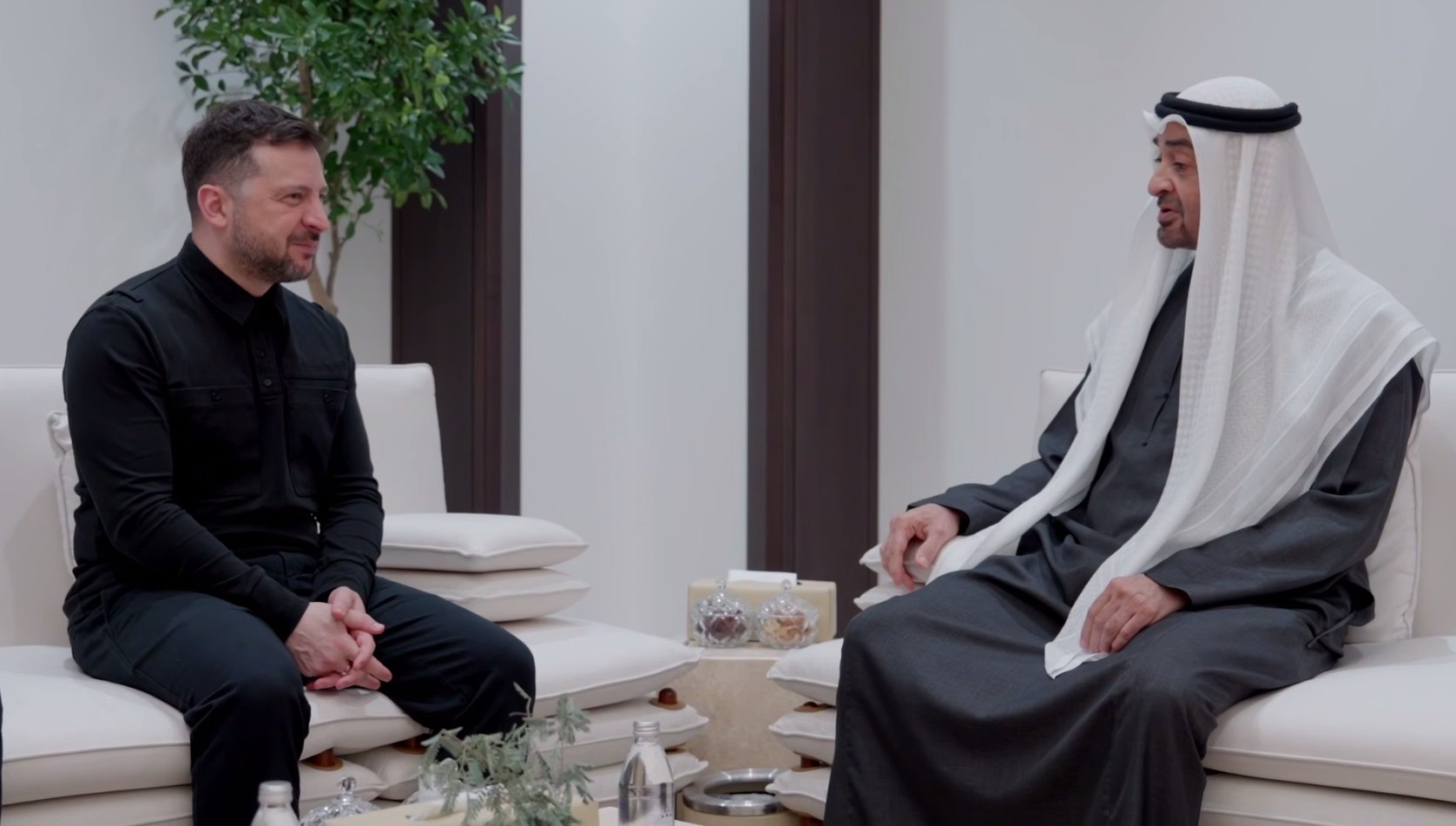 Зеленський розповів, про що домовився з президентом ОАЕ