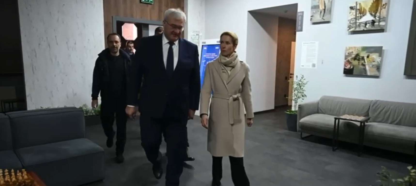 Кая Каллас і урядовці ЄС прибули до Києва до річниці різанини в Бучі