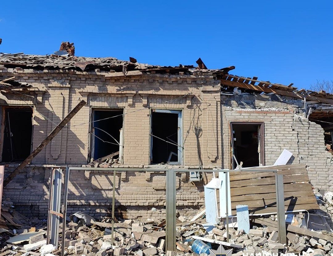 Донеччина: за добу від російських ударів загинула людина, зруйновано 17 житлових будинків