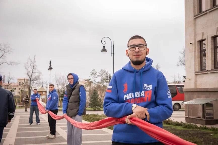 Дванадцять втрачених років, або «Ми все про…» Огляд ЗМІ окупованого Донбасу
