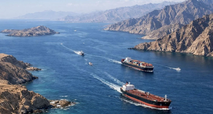 Трамп оголосив, що США розпочинають блокаду Ормузької протоки, але «переговори з Іраном пройшли успішно»