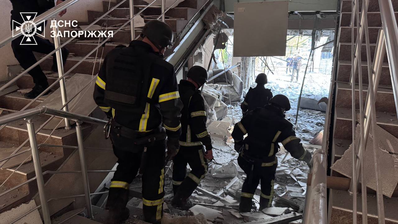 Запоріжжя: внаслідок нових авіаударів РФ загинула одна людина, ще троє травмованих