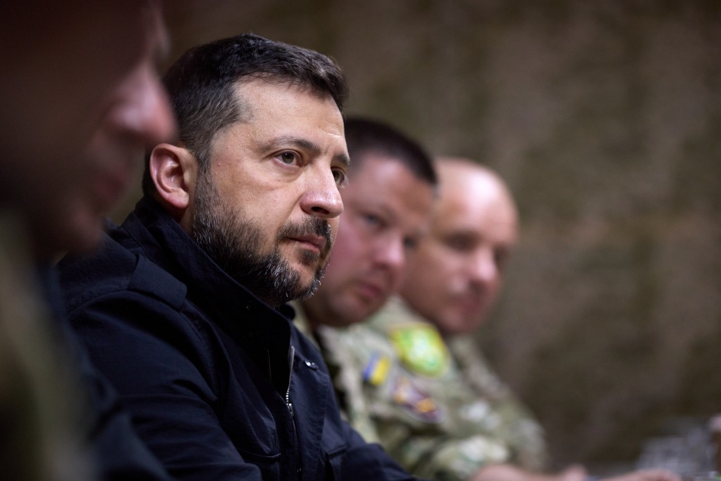 Зеленський критикує США за послаблення нафтових санкцій проти РФ і дякує ЗСУ за 