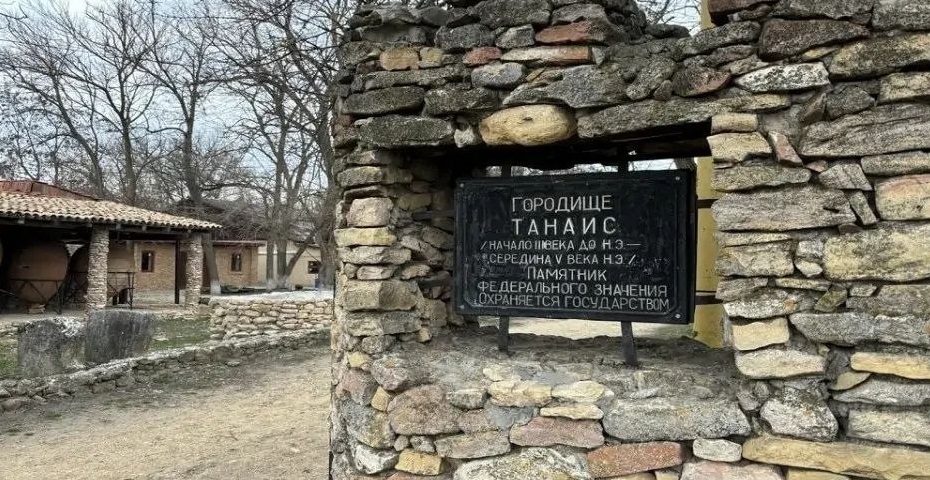 Збитки — 286 мільйонів! Під час будівництва водогону «Дон — Донбас» військові будівельники РФ зруйнували античну археологічну пам’ятку «Танаїс»