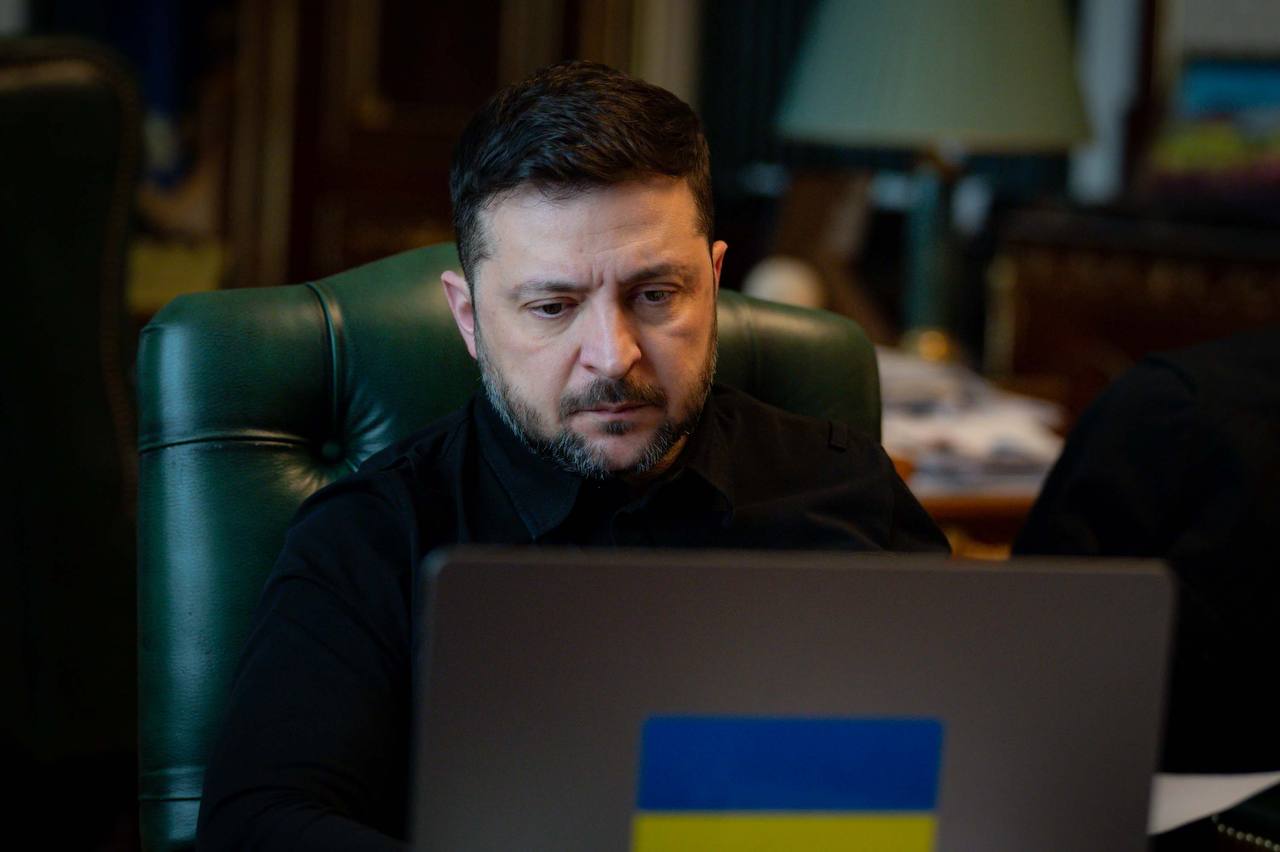 Зеленський: Посилюємо всі напрямки захисту, є рішення по Дніпру та Одесі