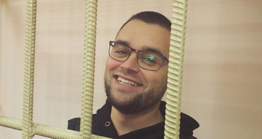 Z-«воєнкора», який звинуватив Путіна у брехні, з переламаними ногами відправили «на штурм» — його доля невідома