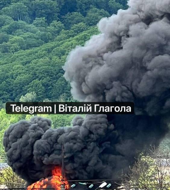 Рашистський дрон ударив по об'єкту енергетики у Сваляві на Закарпатті