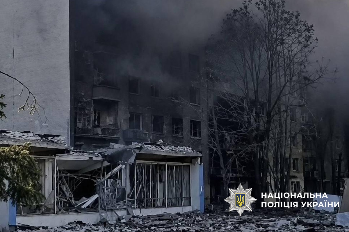 Двоє людей загинуло, ще двоє поранені через російські обстріли Донеччини