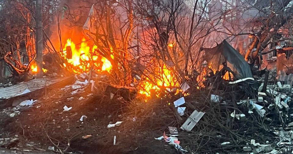 В результате вражеского удара по Харькову есть погибшая и 5 пострадавших