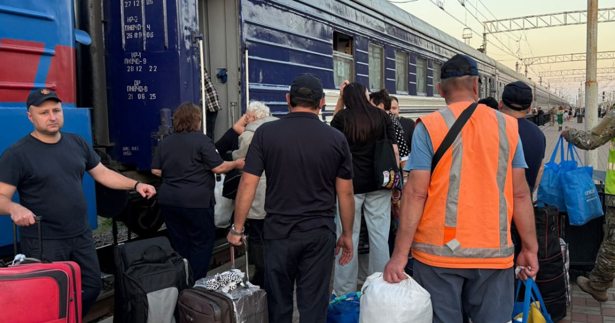 208 тис цивільних залишаються на території Донеччини, підк..., фото-1 208 тис цивільних залишаються на території Донеччини, підконтрольній українській владі, фото-1